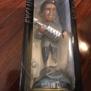 Mario Lemieux bobblehead. Unopened new in box